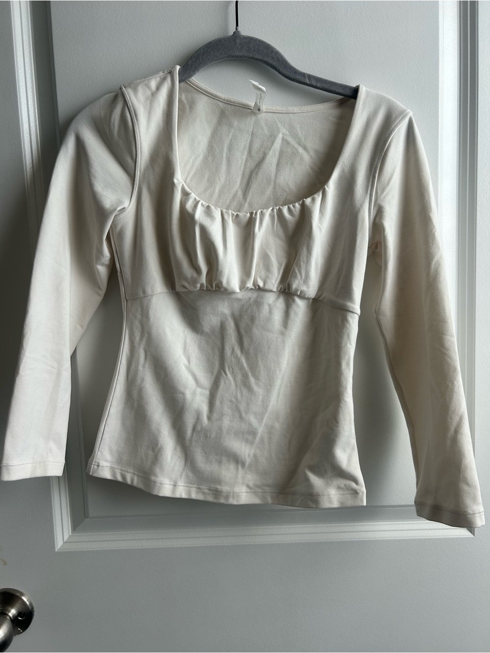 Athleta Cream Long Sleeve Scoop Neck Top